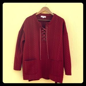 Weekend by Suzanne Betro Sweatshirt in Red Size L